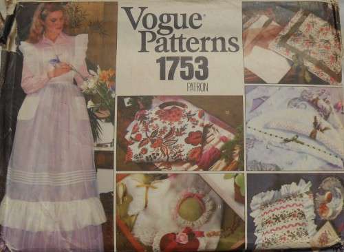 VOGUE PATTERNS 1753 APRON & GIFT ITEMS - COMPLETE-UNCUT-F/FOLDED
