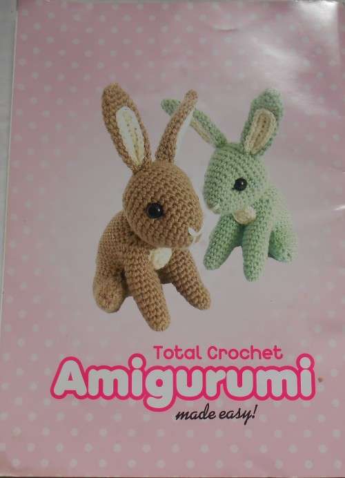 TOTAL CROCHET - AMIGURUMI - 18 ADORABLE DESIGNS  - 70 PAGES