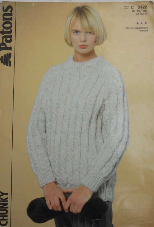 PATONS # 3422 CHUNKY RAGLAN SWEATER TO FIT SIZES 81 CM - 107 CM