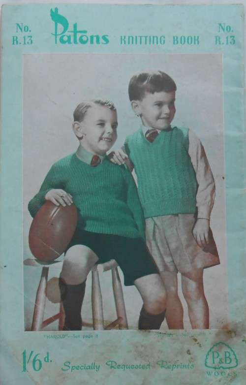 PATONS # R 13 - BOY`S KNITTING BOOK 52 A5 PAGES