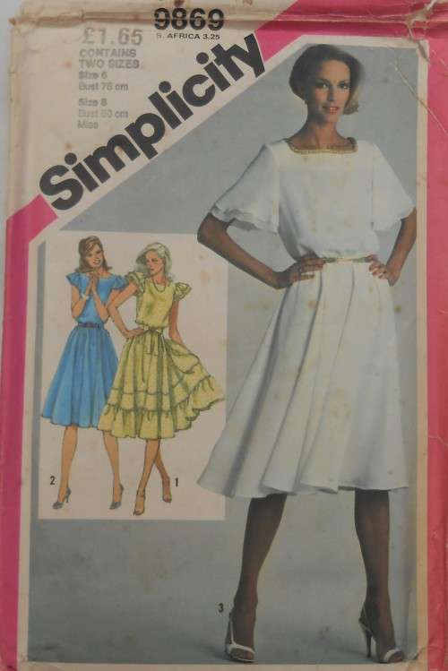 SIMPLICITY 9869  DRESS WITH FLARED SKIRT SIZE 6 + 8 COMPLETE-UNCUT-F/FOLDED