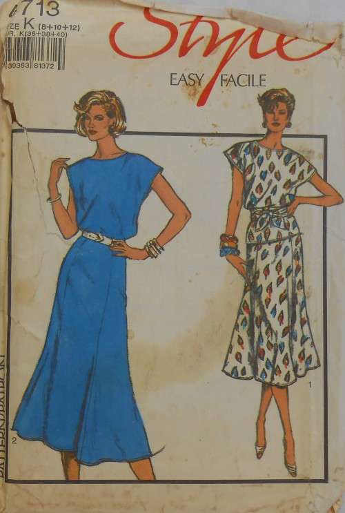 STYLE 4713 TWO PIECE DRESS SIZE 8-10-12 COMPLETE-ZIPLOC BAG