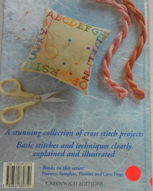 THE CROSS STITCH TREASURY - FLOWERS - 36 PAGE HARDCOVER BOOK