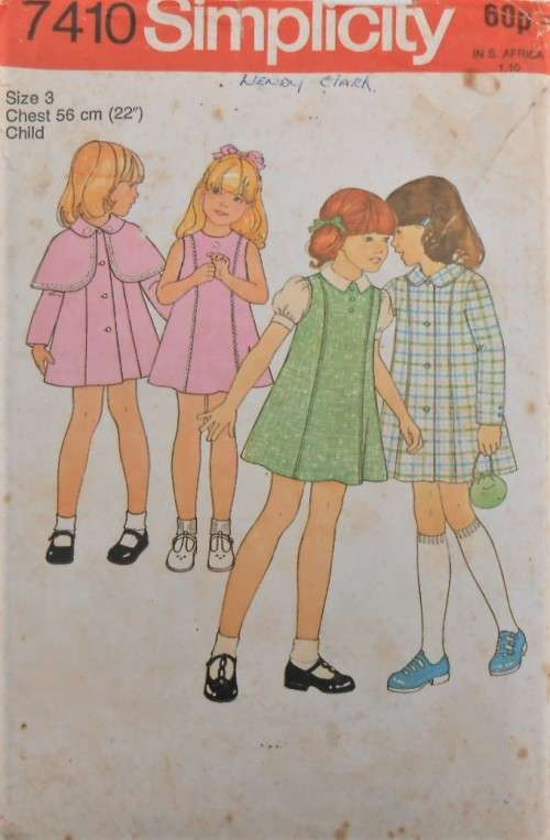 SIMPLICITY 7410 GIRLS DRESS-PINAFORE-COAT-DETACH CAPE SIZE 3 YEARS CHEST 56 CM/22 COMPLETE