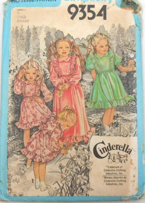 SIMPLICITY 9354 GIRLS DRESS IN 2 LENGTHS SIZE 5 YEARS COMPLETE-UNCUT-F/FOLDED