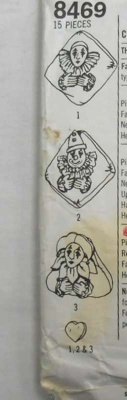 SIMPLICITY PATTERNS 8469 CLOWN PILLOWS - ONE SIZE- COMPLETE-PART CUT