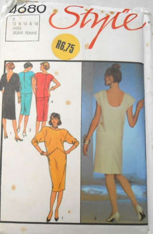 STYLE 4680 LOOSE FITTING STRAIGHT DRESS SIZE 14-16-18 COMPLETE-PART CUT