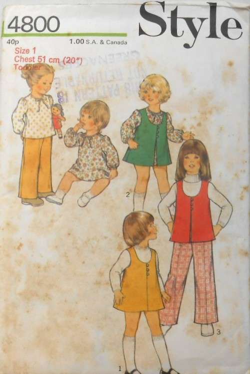STYLE 4800 TODDLERS PINAFORE DRESS & SLEEVELESS CARDIGAN SIZE 1 YEAR CHEST 51 CM COMPLETE-UNCUT-F/F