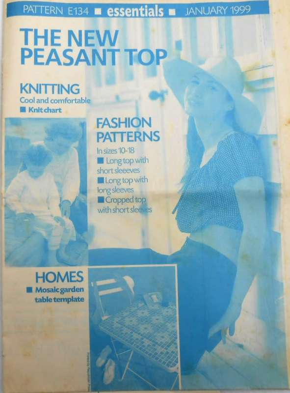ESSENTIAL  PATTERNS E134  THE NEW PEASANT TOP  supplied in a plastic sleeve