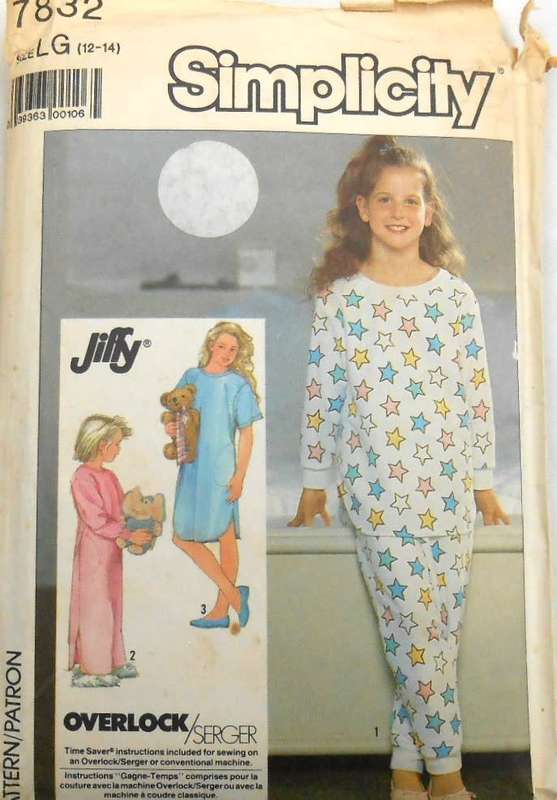 SIMPLICITY 7832 KIDS NIGHTGOWN & PJS  SIZE 12 - 14 YEARS COMPLETE-PARTCUT