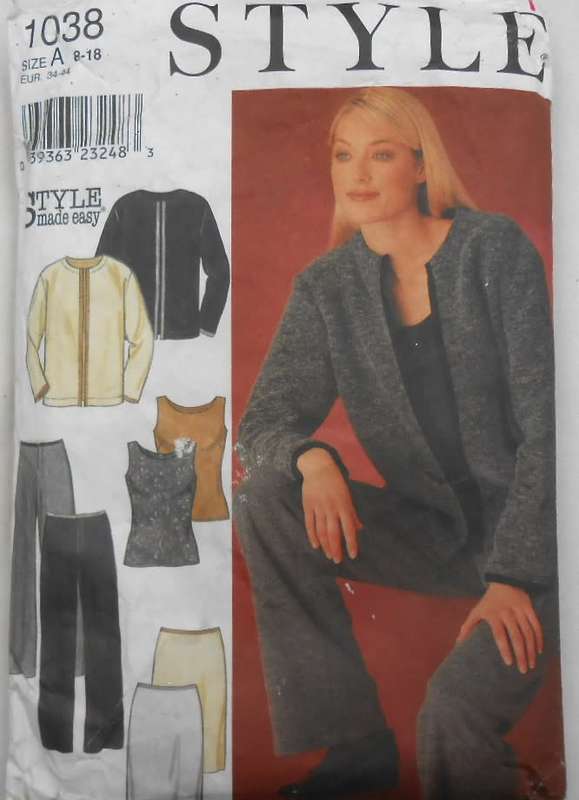 STYLE 1038 TOP-JACKET/SWEATSHIRT-SKIRT SIZE 6-16 - NO PANTS SUPPLIED