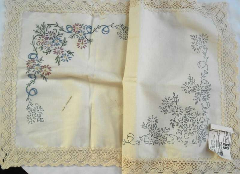 ANCHOR POLYCOTTON RUNNER WITH LACE EDGE-READY TO BE EMBROIDERY COMPLETED (PART SEWN) - 30 X 75 CM