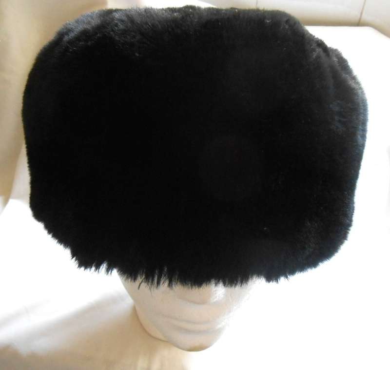 STUNNING BLACK FAUX FUR COSSACK HAT FROM WOOLIES
