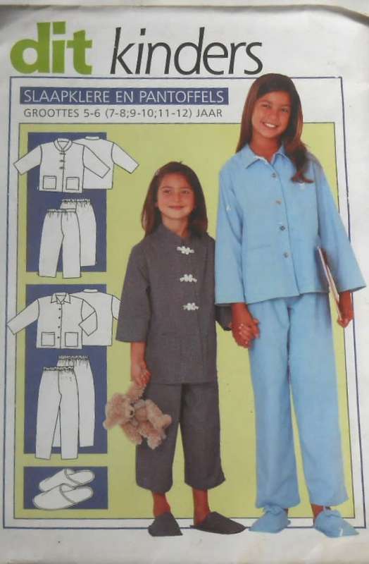 DIT KINDERS PATTERNS  SLAAPKLERE EN PANTOFFELS SIZES 5/6-7/8-9/10-11/12 YEARS