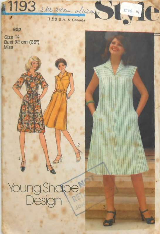 STYLE 1193 DRESS WITH YOKE & COLLAR SIZE 14 BUST 92 CM/36 COMPLETE-UNCUT-F/FOLDED