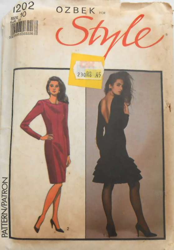 STYLE 1202 STUNNING FITTED DRESS WITH V NECK BACK SIZE 10 COMPLETE-ZIPLOC
