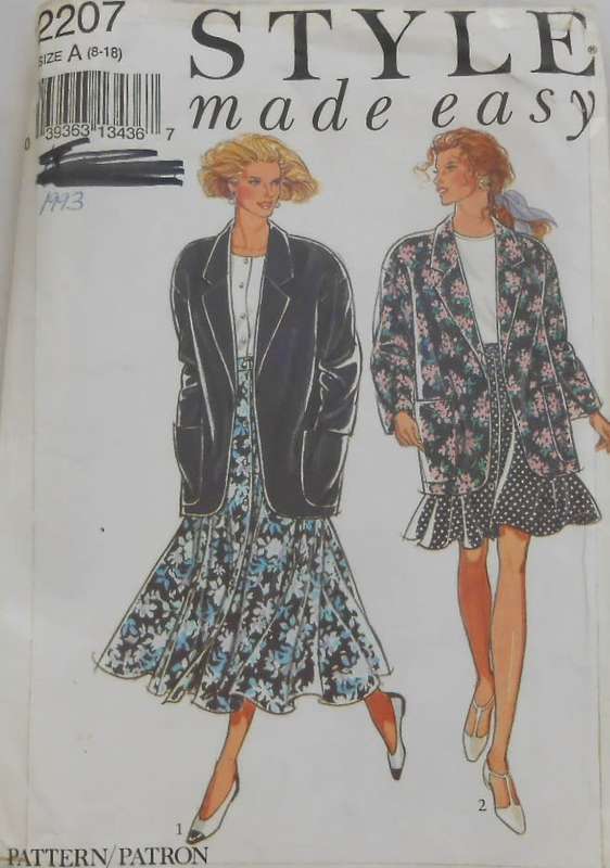 STYLE 2207 LOOSE FITTING JACKET+-SKIRTS SIZE 8-18-COMPLETE-CUT TO 18-ZIPLOC