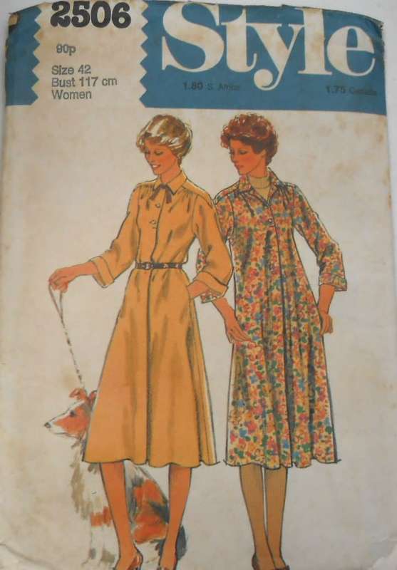 STYLE 2506 PULLOVER FLARED DRESS SIZE 42 BUST 117 CM COMPLETE-UNCUT-F/FOLDED