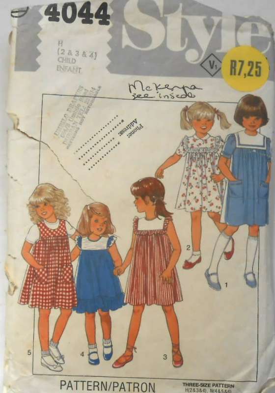 STYLE 4044 TODDLERS DRESS OR PINAFORE SIZE 2-3-4 YEARS COMPLETE-ZIPLOC