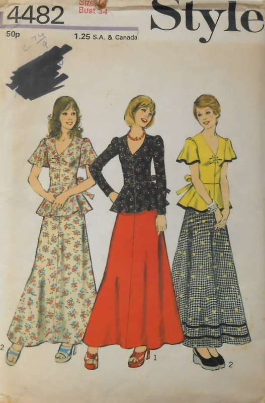 STYLE 4482 TOP ONLY SIZE 12 BUST 34 -ONLY TOP PATTERN SUPPLIED