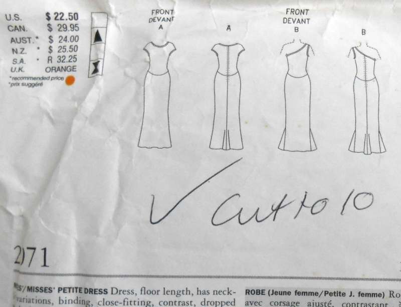 VOGUE ATTITUDES 2072 FLOOR LENGTH DRESS  SIZE 6-8-10 COMPLETE-CUT TO SIZE 10
