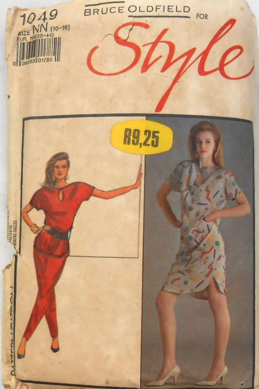 STYLE 1049 DRESS-TUNIC-PANTS SIZE 10-16 -COMPLETE - PART CUT TO 16