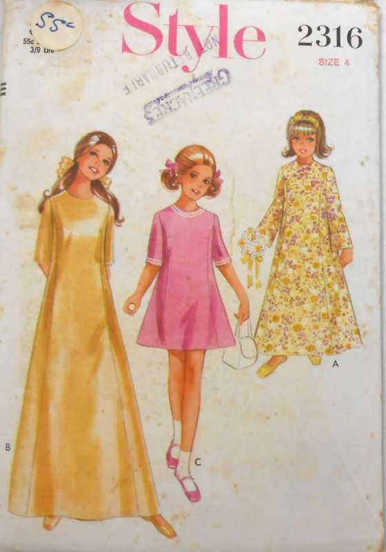 VINTAGE STYLE 2316 GIRLS DRESS IN 2 LENGTHS SIZE 4 YEARS  COMPLETE