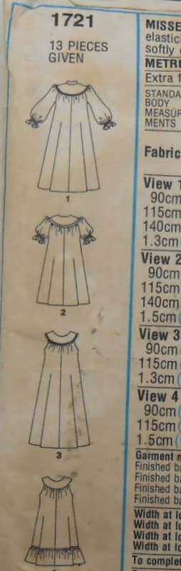 STYLE 1721 HOUSECOAT-NIGHTDRESS SIZE MEDIUM 12-14-THE POCKET IS NOT SUPPLIED