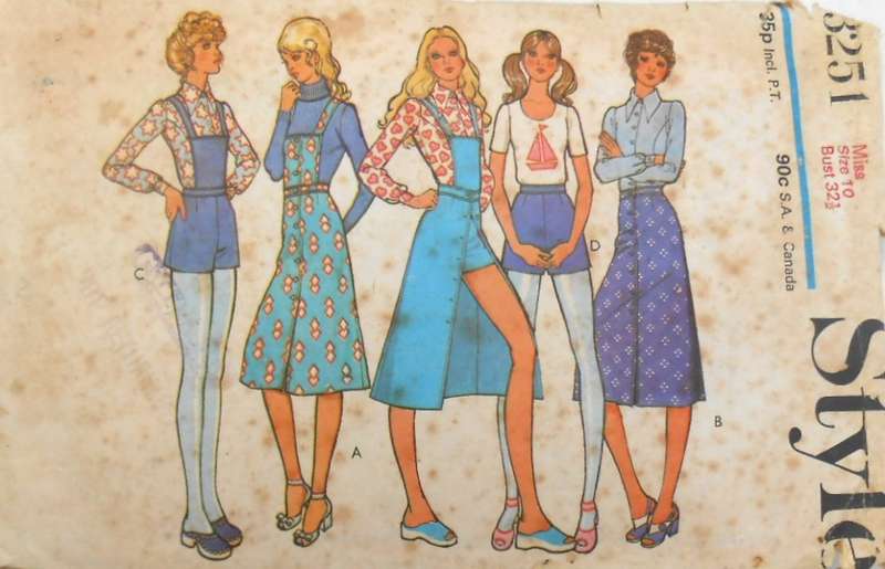 VINTAGE STYLE 3251 SKIRTS-SHORTS-BLOUSE SIZE 10 BUST 32 1/2 COMPLETE-ZIPLOC