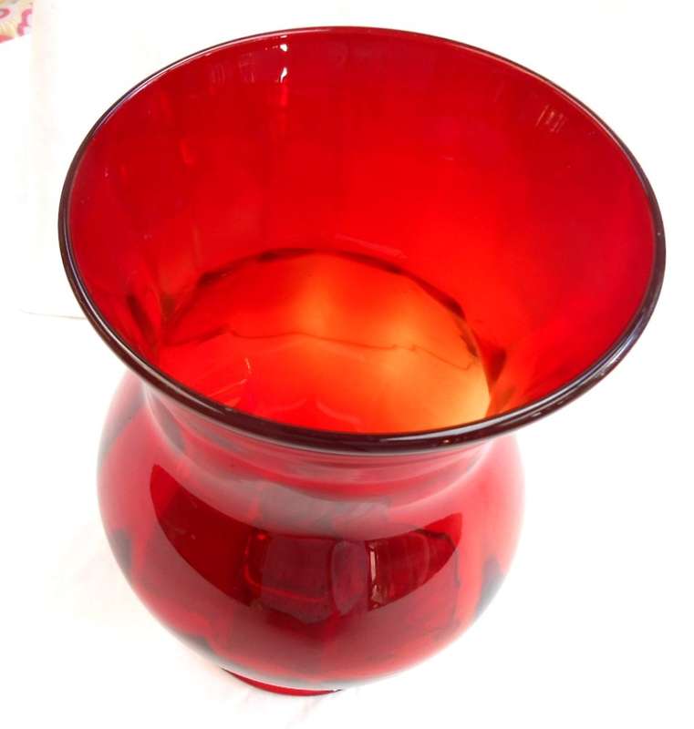 Huge Ruby Red Glass Murano Vase-weight 2008 g height 34 cm in Perfect Condition