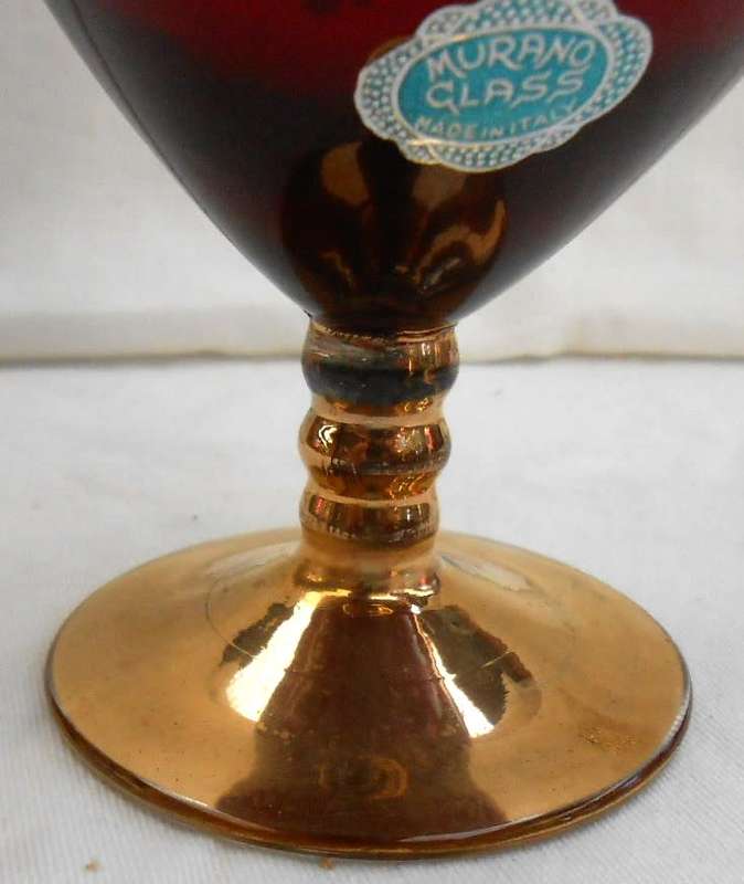 Stunning Murano Italy Ruby Red Heavy Gilt Gold Hand Painted raised enamel flowers Vase +label