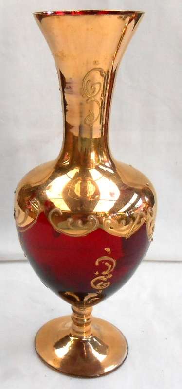 Stunning Murano Italy Ruby Red Heavy Gilt Gold Hand Painted raised enamel flowers Vase +label