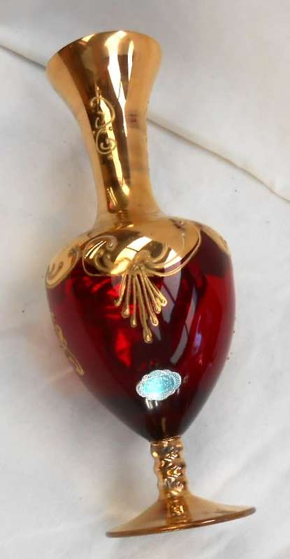 Stunning Murano Italy Ruby Red Heavy Gilt Gold Hand Painted raised enamel flowers Vase +label