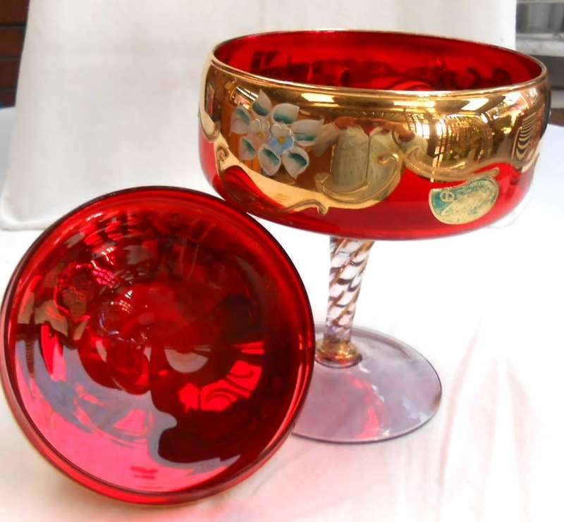 A BEAUTY! COMO-ITALY BOHEMIAN VENETIAN RED & GOLD WITH RAISED FLOWERS COMPOTE WITH LID+LABEL