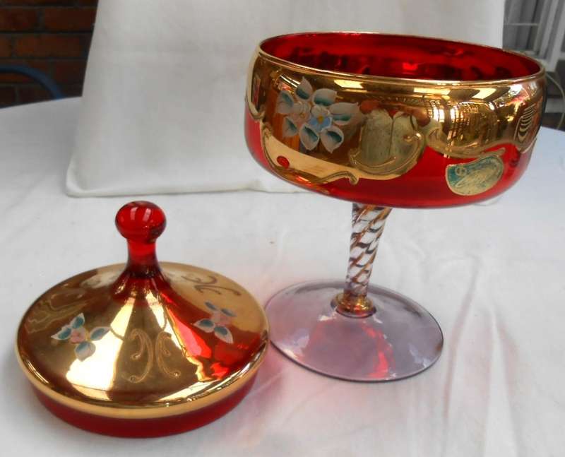 A BEAUTY! COMO-ITALY BOHEMIAN VENETIAN RED & GOLD WITH RAISED FLOWERS COMPOTE WITH LID+LABEL