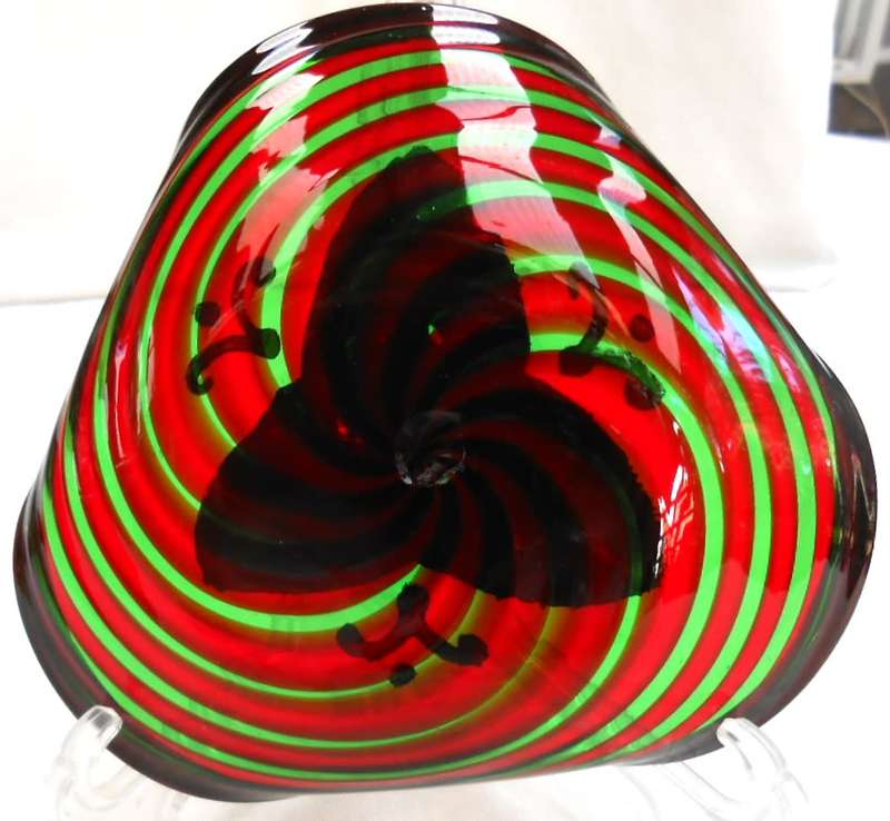 1960s Venetian Murano Salviati Retro Red-Green swirl & Gilt Glass Small Dish, Hand Painted flowers