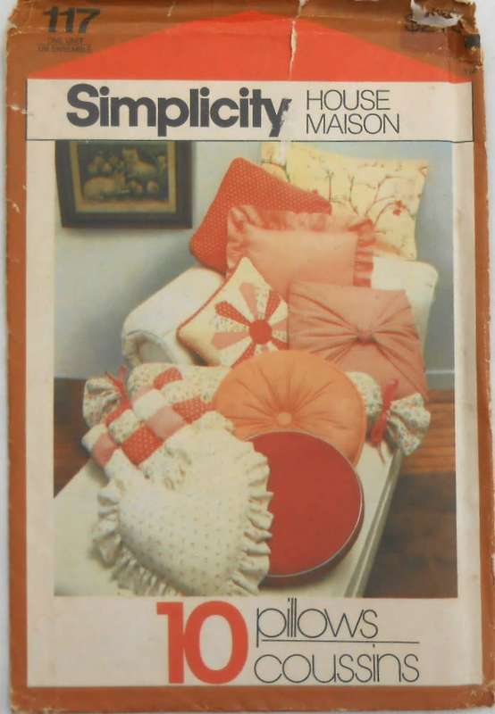 SIMPLICITY HOUSE 117 - TEN PILLOWS-ONE SIZE-COMPLETE
