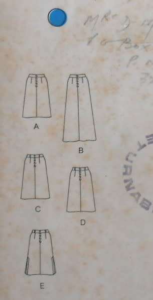 VOGUE BASIC DESIGN 1524 SET OF SKIRTS SIZE 12 COMPLETE