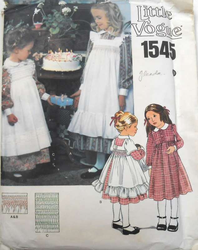 LITTLE VOGUE 1545 GIRLS DRESS & PINAFORE SIZE 5 YEARS COMPLETE-UNCUT-F/FOLDED
