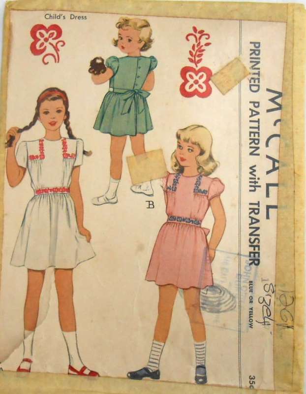 V/VINTAGE McCALLS 1261 GIRLS DRESS SIZE 4 YEARS WITH EMBROIDERY COMPLETE-ZIPLOC