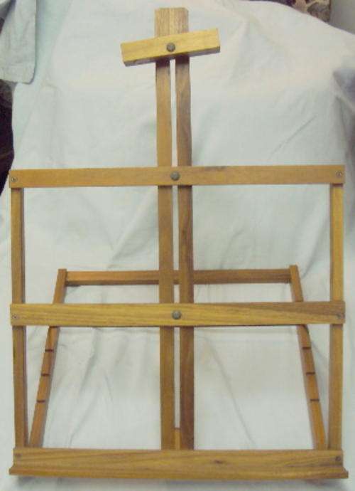 ADJUSTABLE DESK TOP OR TABLE TOP OAK ARTIST'S EASEL - SEE PICS TO APPRECIATE