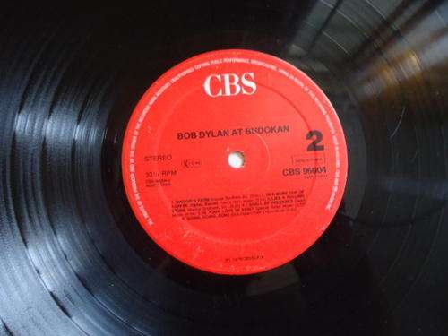 BOB DYLAN AT BUDOKAN STEREO VINYL LP WITH NO COVER - IN GREAT CONDITION