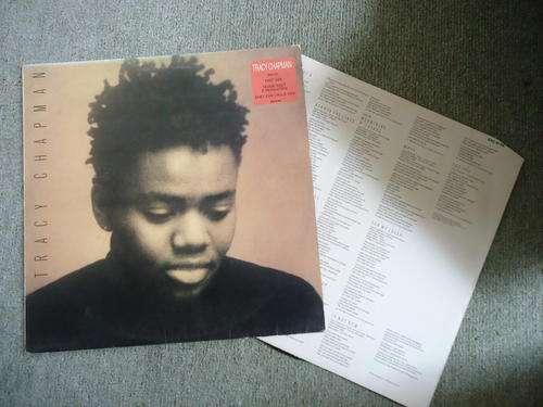 TRACY CHAPMAN - SELF TITLED - STEREO LP WITH ORIGINAL INNER SLEEVE - GREAT CONDITION