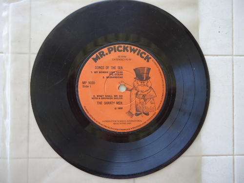 SONGS OF THE SEA - 45 RPM EXTENDED PLAY -1968 EP IN GREAT CONDITION
