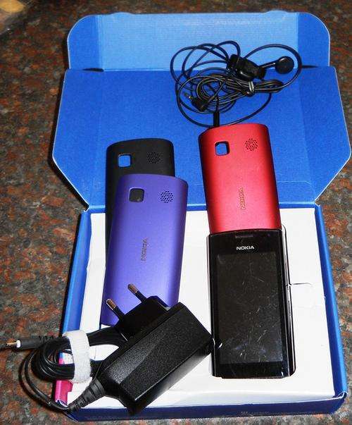 NOKIA 500 CELL PHONE - USED - GOOD AS NEW - SEE PIC BELOW FOR DETAIL