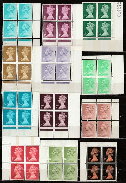 GREAT BRITAIN MACHIN HEADS ISSUE IN BLOCKS 4 MINT C/V R?????.00 LOOK SCANS X 2
