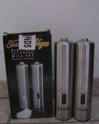 Sunbeam Vegas Electric Salt & Pepper Mills