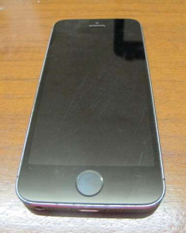 Apple IPhone 5s not powering on