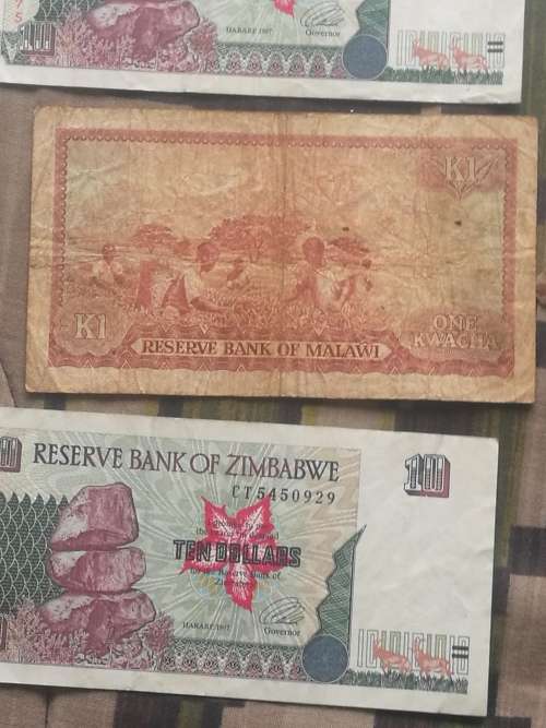 SELECTIO OF WORLDBANKNOTES LOW STARING BID R1. 21 BANKNOTES DENOMATISED.