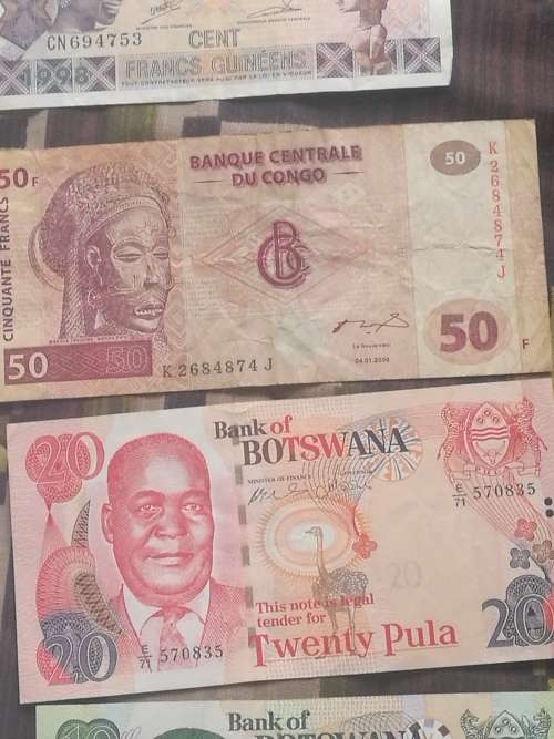 SELECTIO OF WORLDBANKNOTES LOW STARING BID R1. 21 BANKNOTES DENOMATISED.